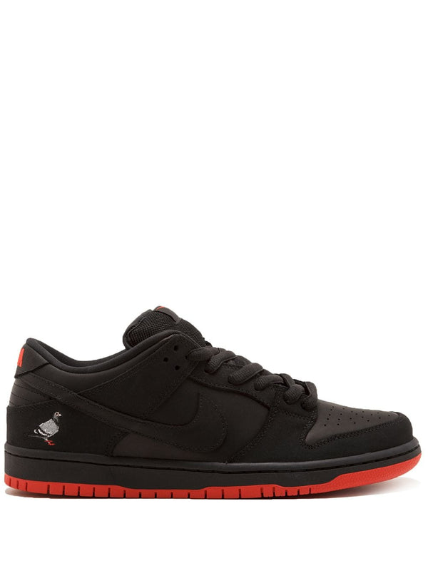 Nike Dunk Low SB TRD QS sneakers