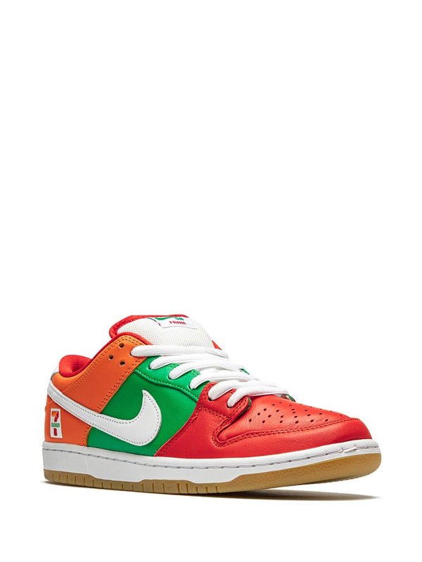 Nike x 7 Eleven SB Dunk low-top sneakers