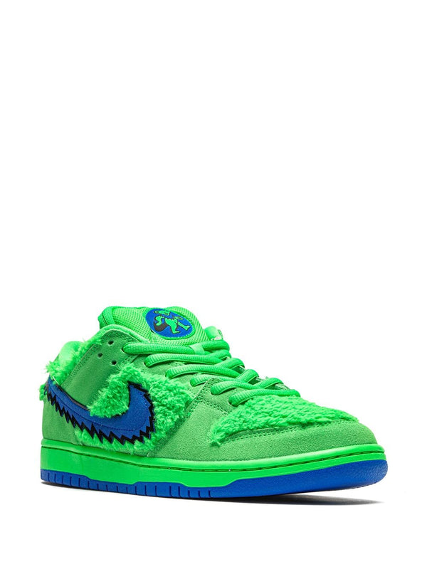 Nike x Grateful Dead SB Dunk Low sneakers