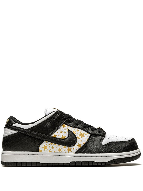 Nike SB Dunk Low sneakers