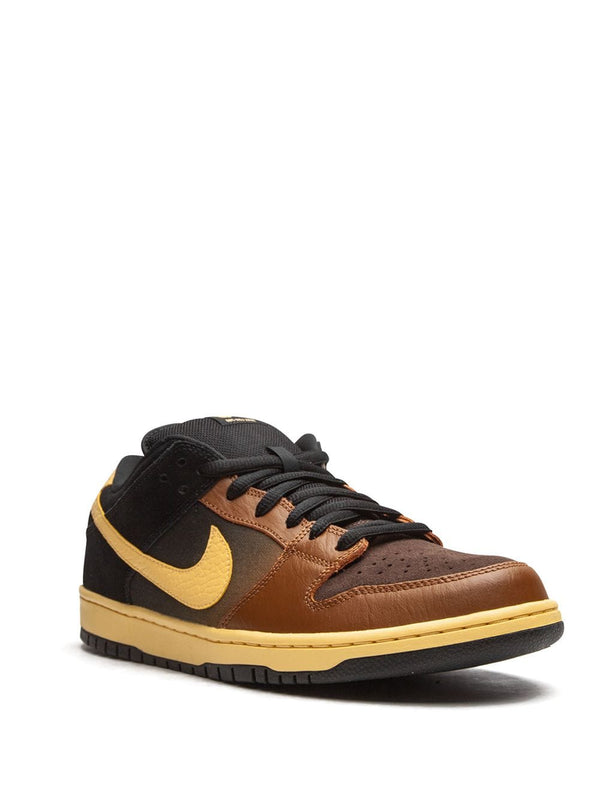 Nike Dunk SB Low sneakers