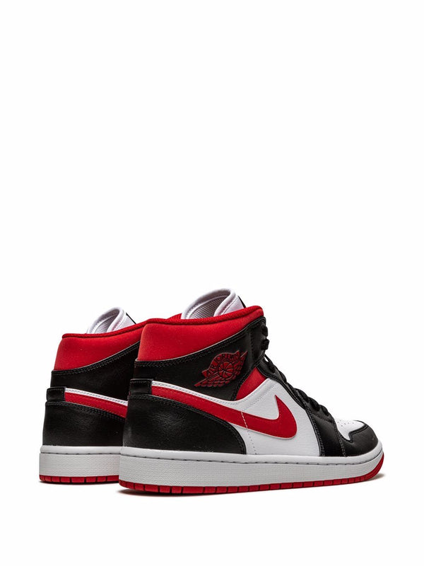 Jordan Air Jordan 1 Mid sneakers