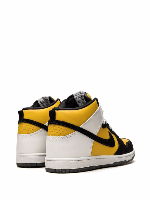 Nike Dunk High SB EMB sneakers