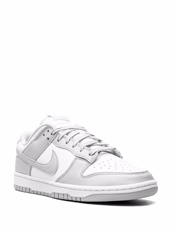 Nike Dunk Low sneakers