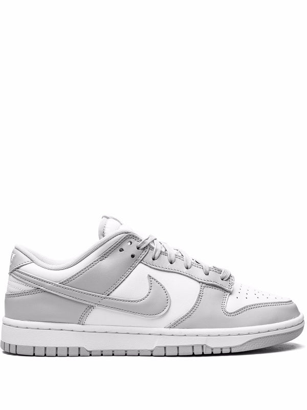 Nike Dunk Low sneakers