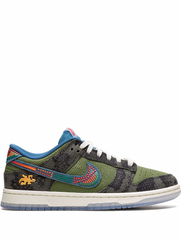 Nike Dunk Low "Siempre Familia" sneakers