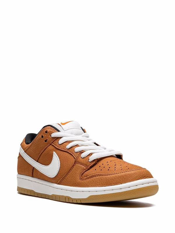 Nike SB Dunk Low Pro Iso sneakers