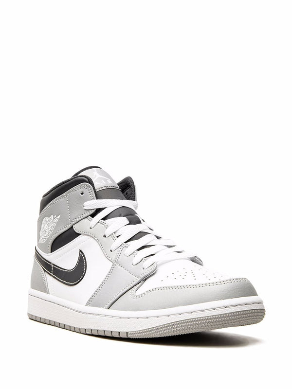 Jordan Air Jordan 1 Mid "Light Smoke Grey 2.0"