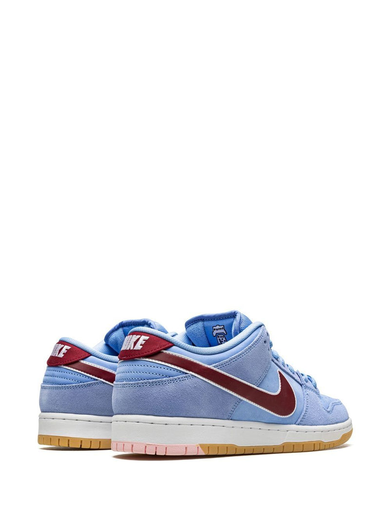 Nike SB Dunk Low "Philadelphia Phillies" sneakers