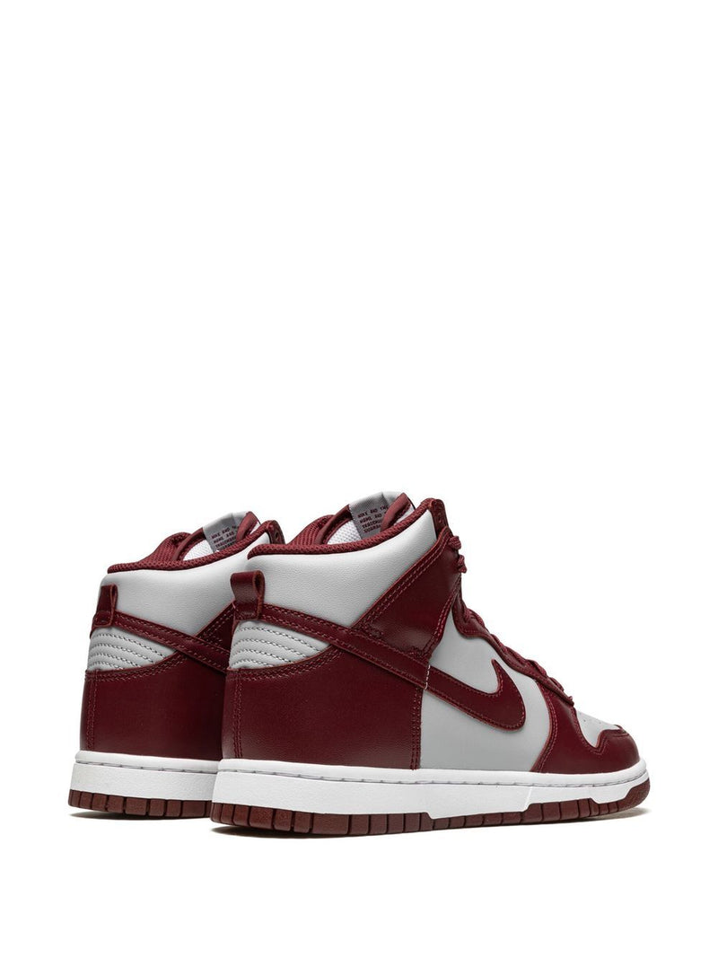 Nike Dunk Hi Retro sneakers