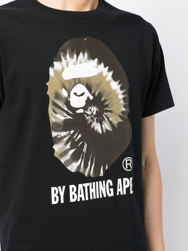 A BATHING APE® logo-print short-sleeved T-shirt