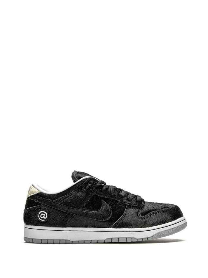 Nike dunks sb thedropnyc online